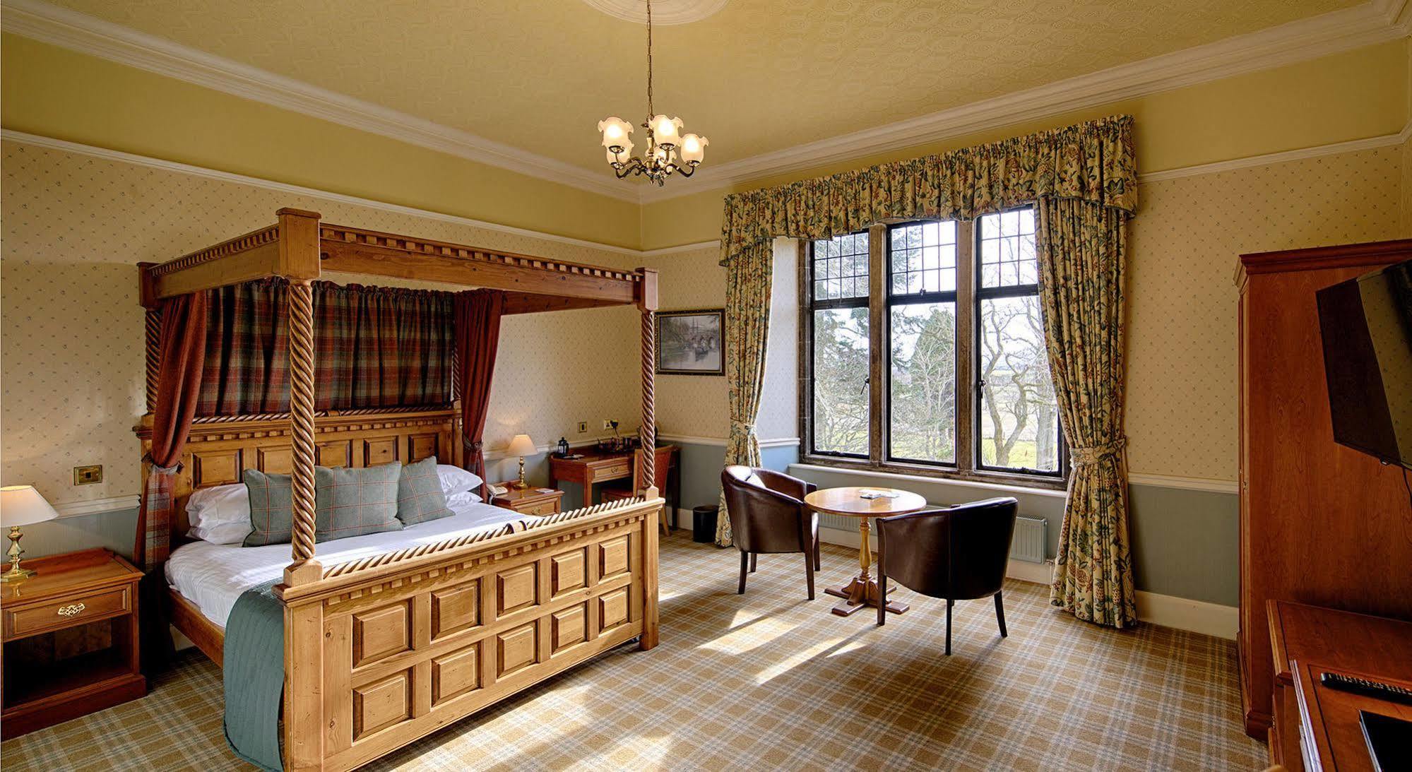 Kincraig Castle Hotel Invergordon Exteriör bild